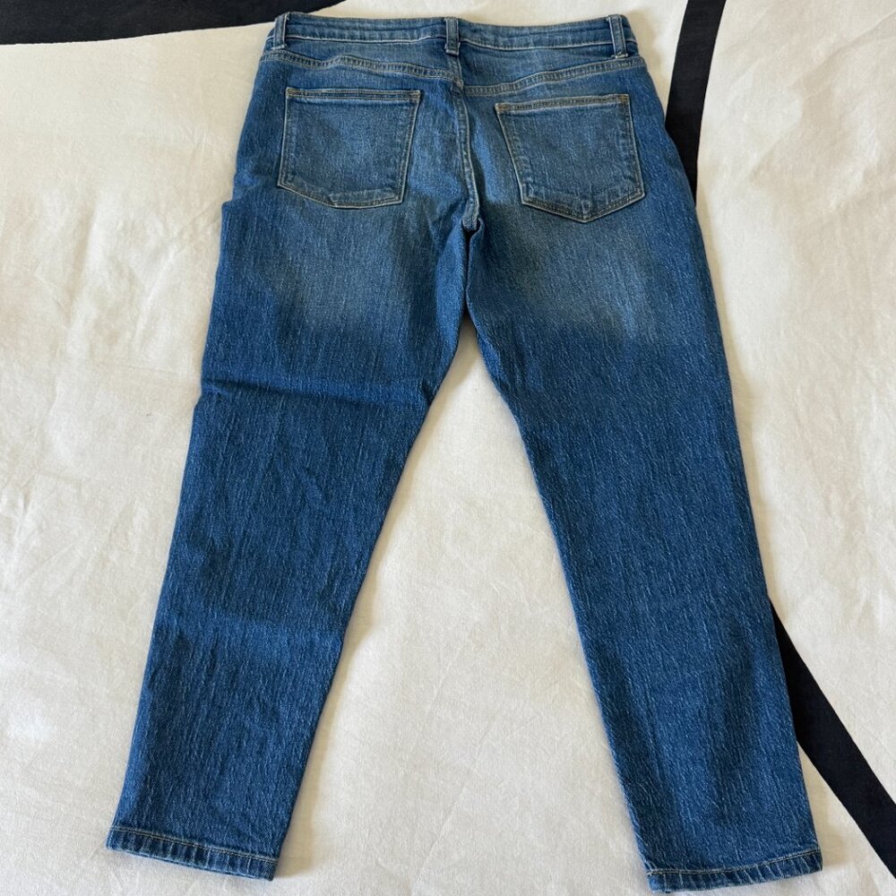 Art Class Like New Dark Wash Distressed Girls Skinny Jeans Sz 12 Plus - Picture 2 of 7